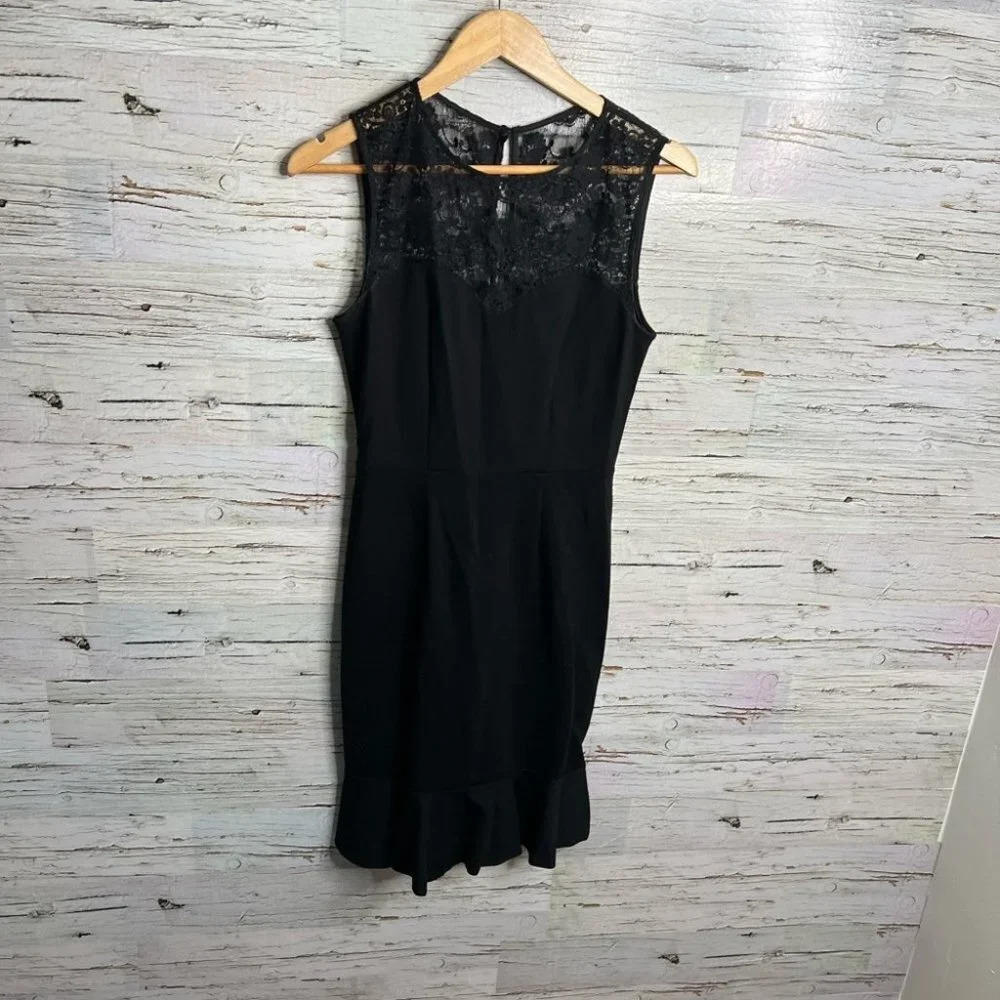 Erin by Erin fetherston black ruffle lace dress size 2